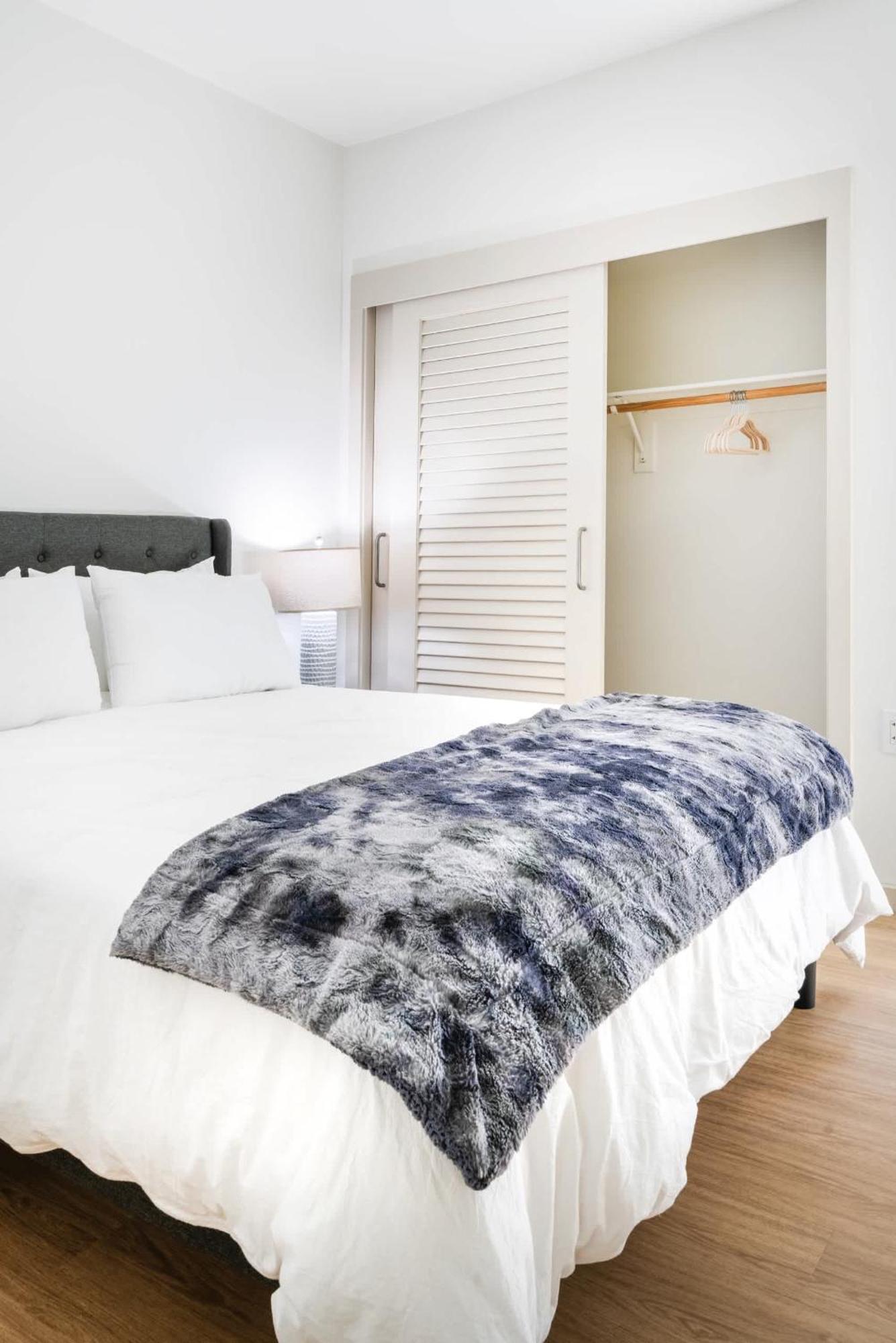 New 2br Hollywood Opulent Oasis Retreat Los Ángeles